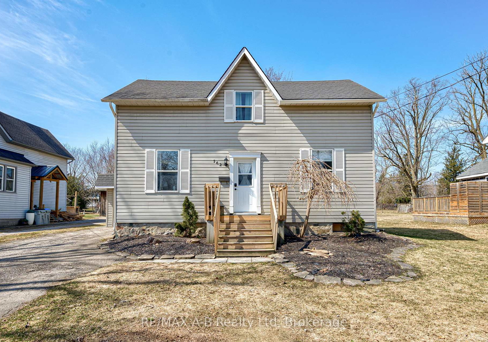 162-st-andrews-street-west-perth-ontario-x12941024