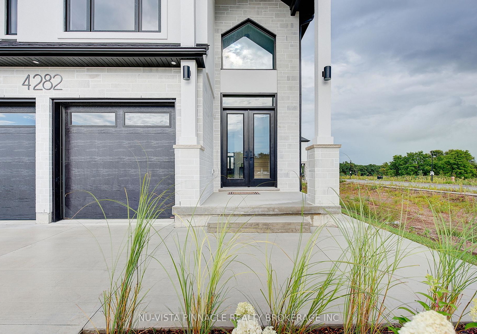 4248-liberty-crossing-london-south-ontario-x12941196