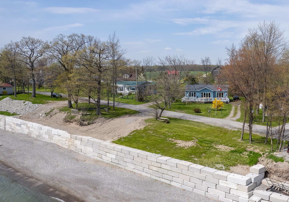 557-edgewater-place-haldimand-ontario-x12941476