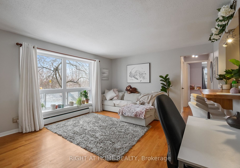 898-elmsmere-road-ottawa-ontario-x12941532