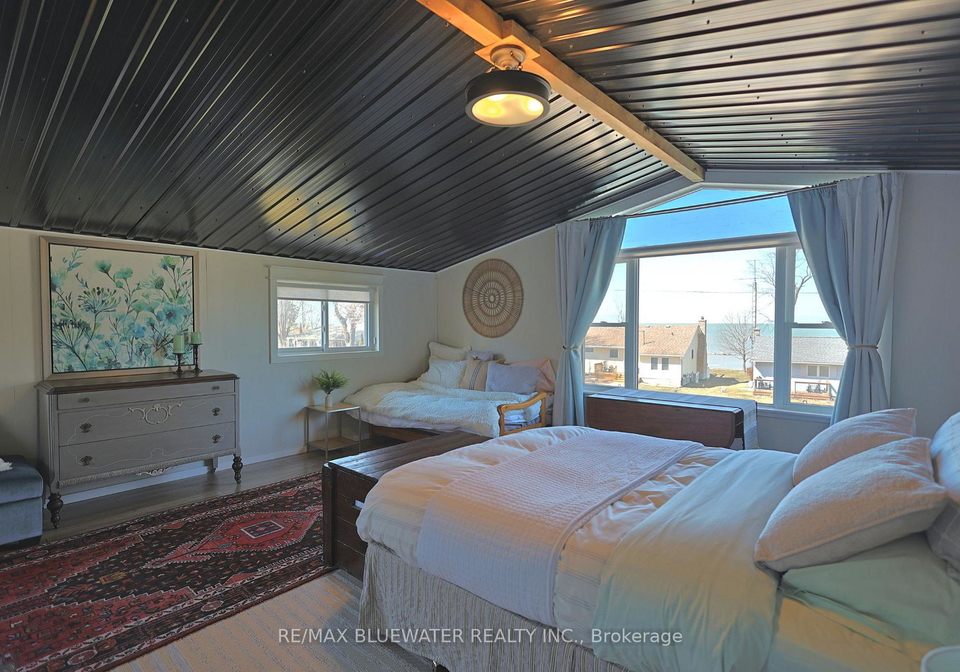 5333-broadview-avenue-lambton-shores-ontario-x12941568