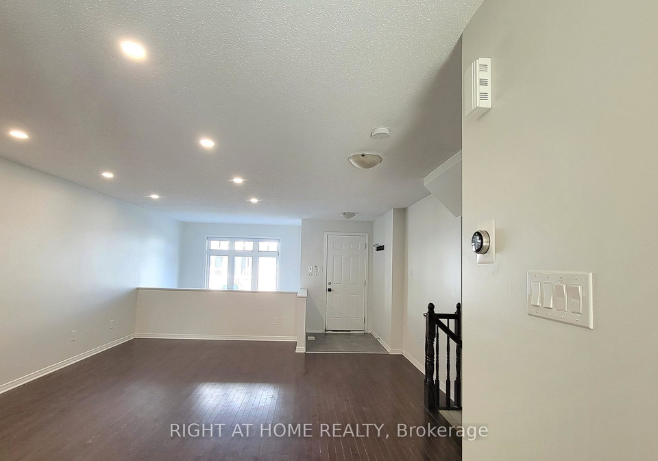 307-galston-private-ottawa-ontario-x12941632