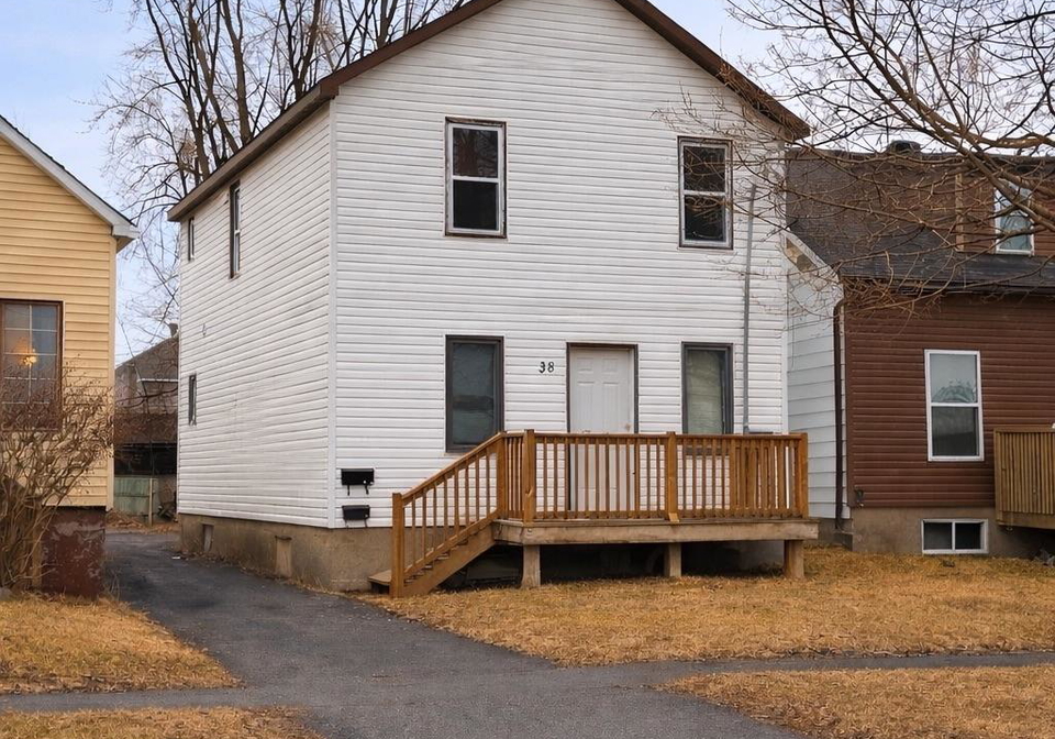 38-danis-avenue-cornwall-ontario-x12941692