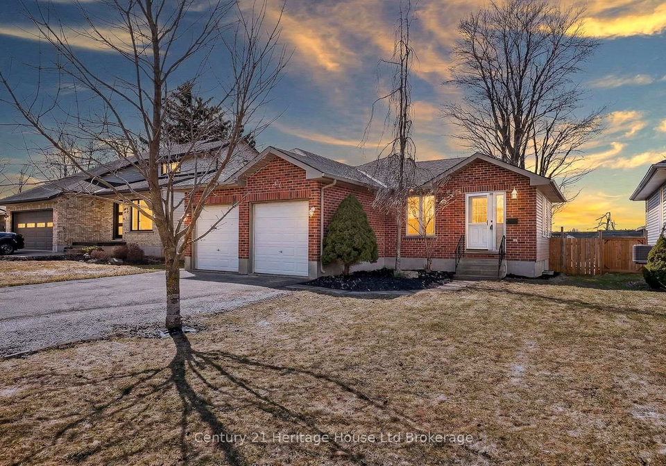 42-eleanor-street-west-perth-ontario-x12941880