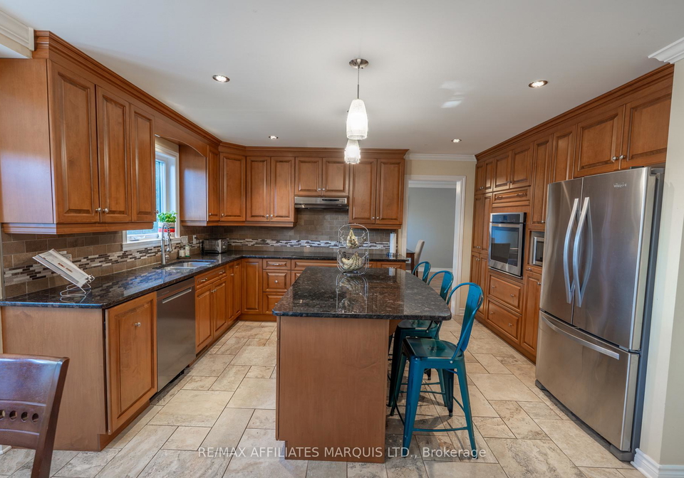 865-chelsea-crescent-cornwall-ontario-x12942248