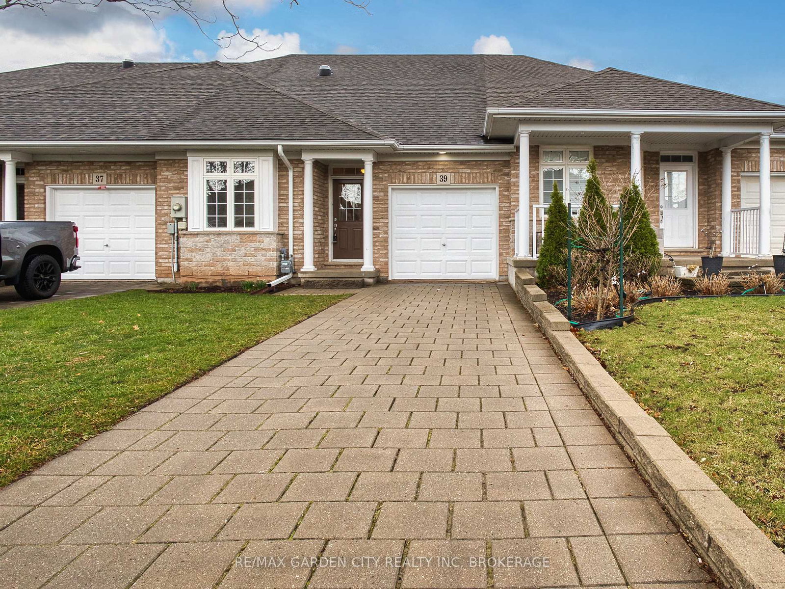 39-vintners-lane-grimsby-ontario-x12942418