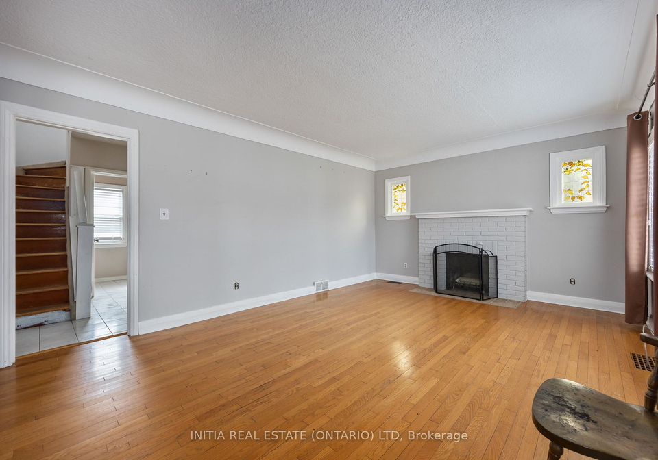 617-cathcart-boulevard-sarnia-ontario-x12942462