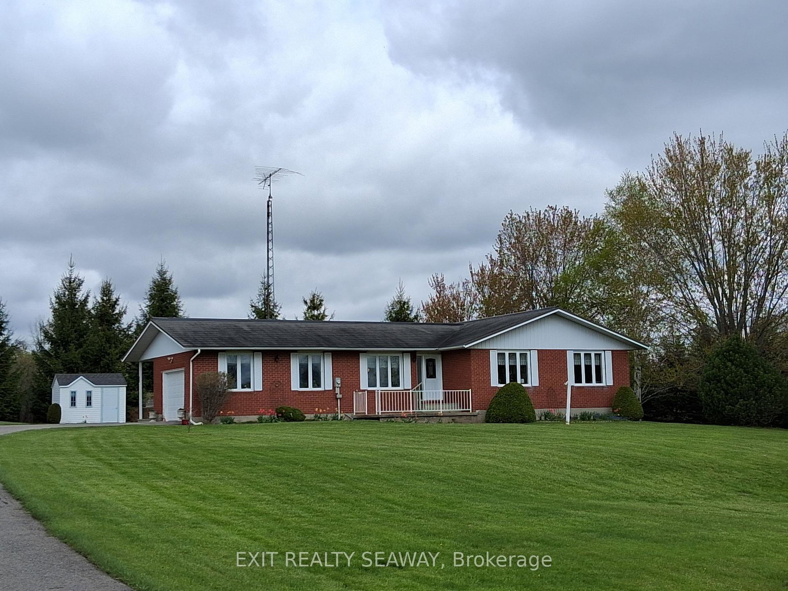 5514-county-road-16-n-south-dundas-ontario-x12942536