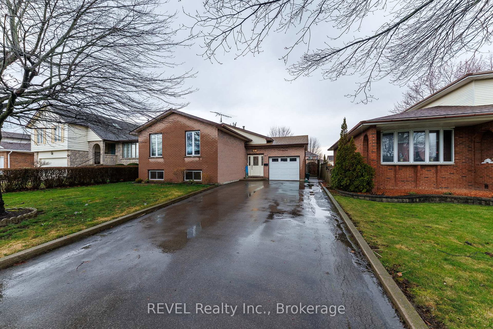 323-barrick-road-port-colborne-ontario-x12942542