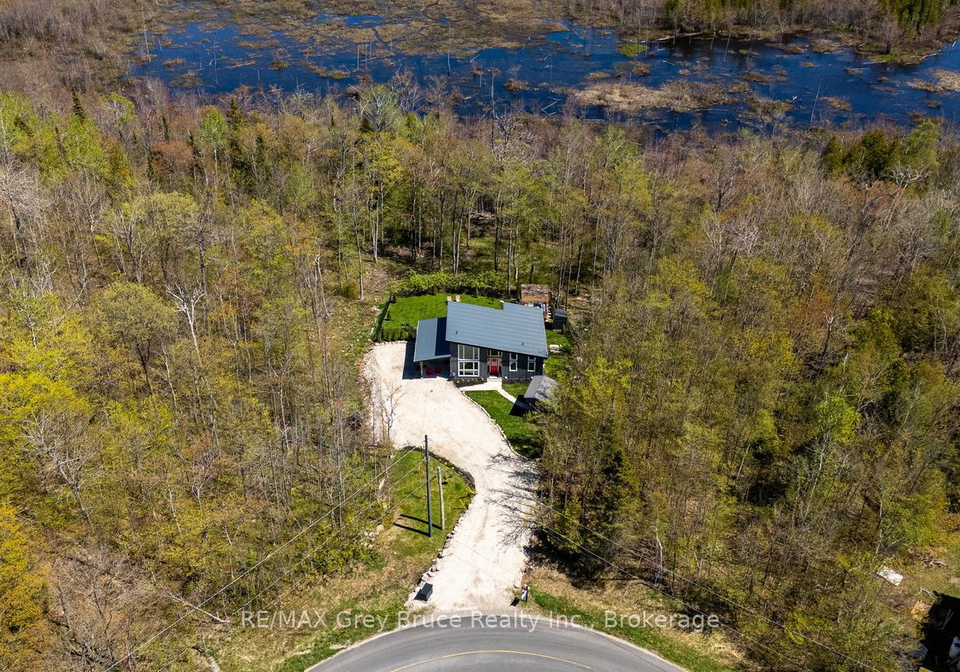78-maple-drive-northern-bruce-peninsula-ontario-x12942618