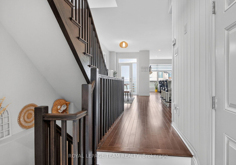 545-borbridge-avenue-ottawa-ontario-x12942674