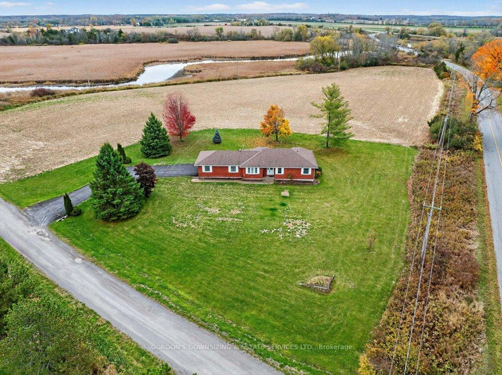 18-weatherhead-road-prince-edward-county-ontario-x12942916