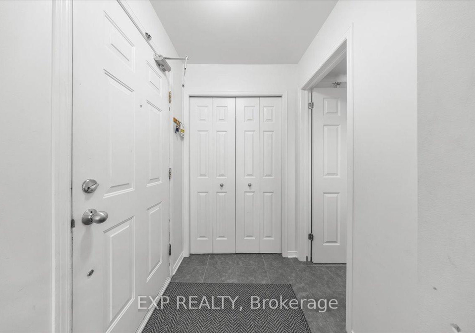 528-reardon-private-ottawa-ontario-x12942970