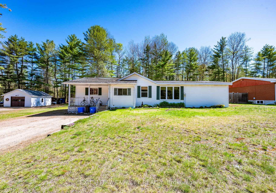 32848-highway-17-highway-laurentian-hills-ontario-x12943134
