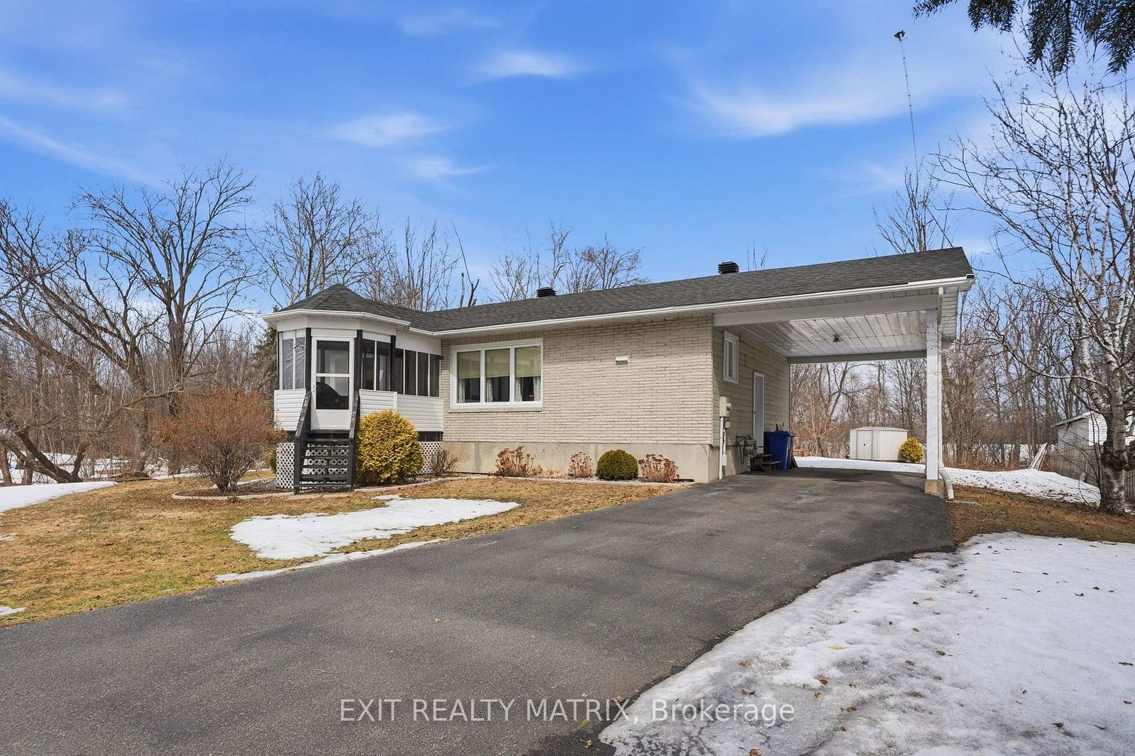 2011-sandy-hill-road-champlain-ontario-x12943444