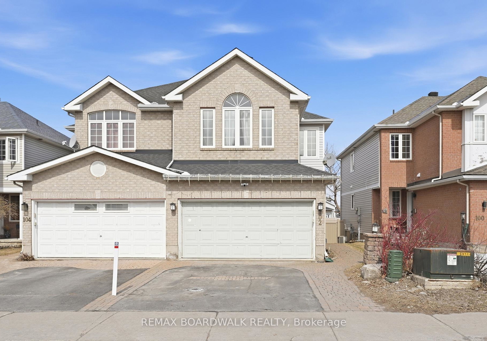 102-deerfox-drive-ottawa-ontario-x12943638