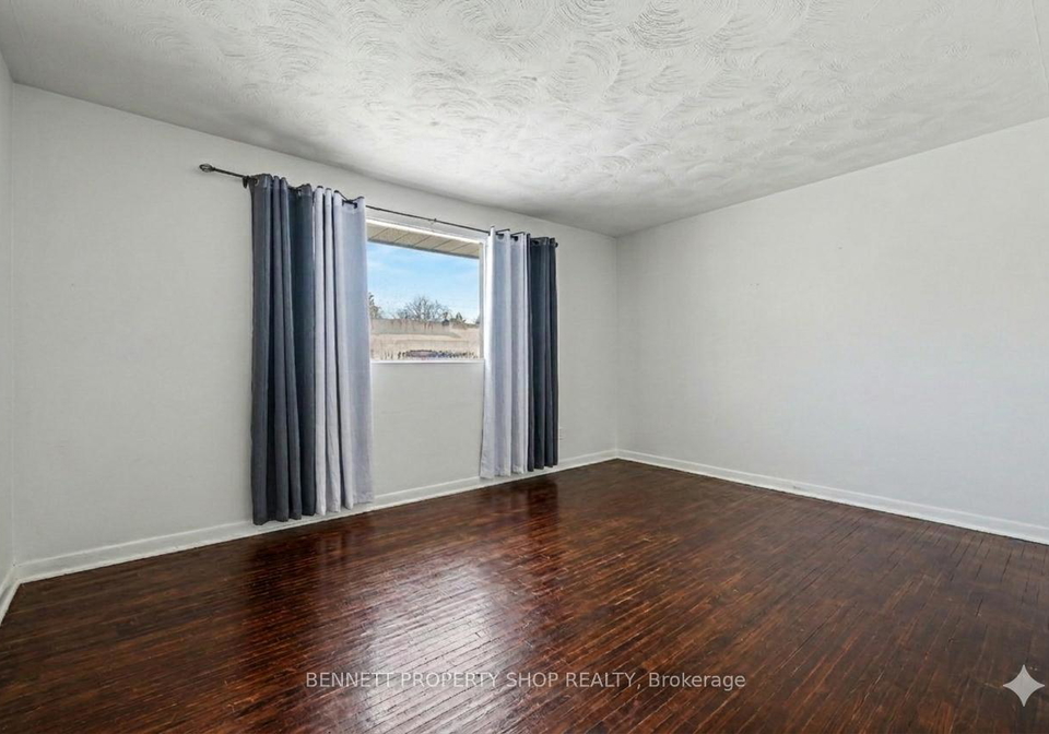 1112-cobden-road-ottawa-ontario-x12943642