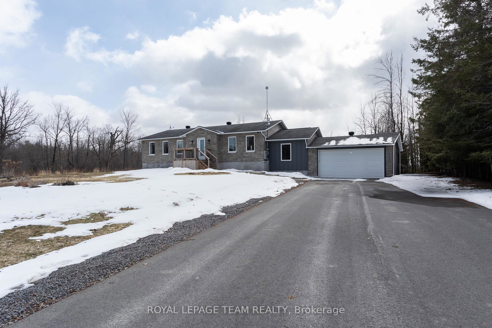 2071-8th-line-beckwith-ontario-x12943696