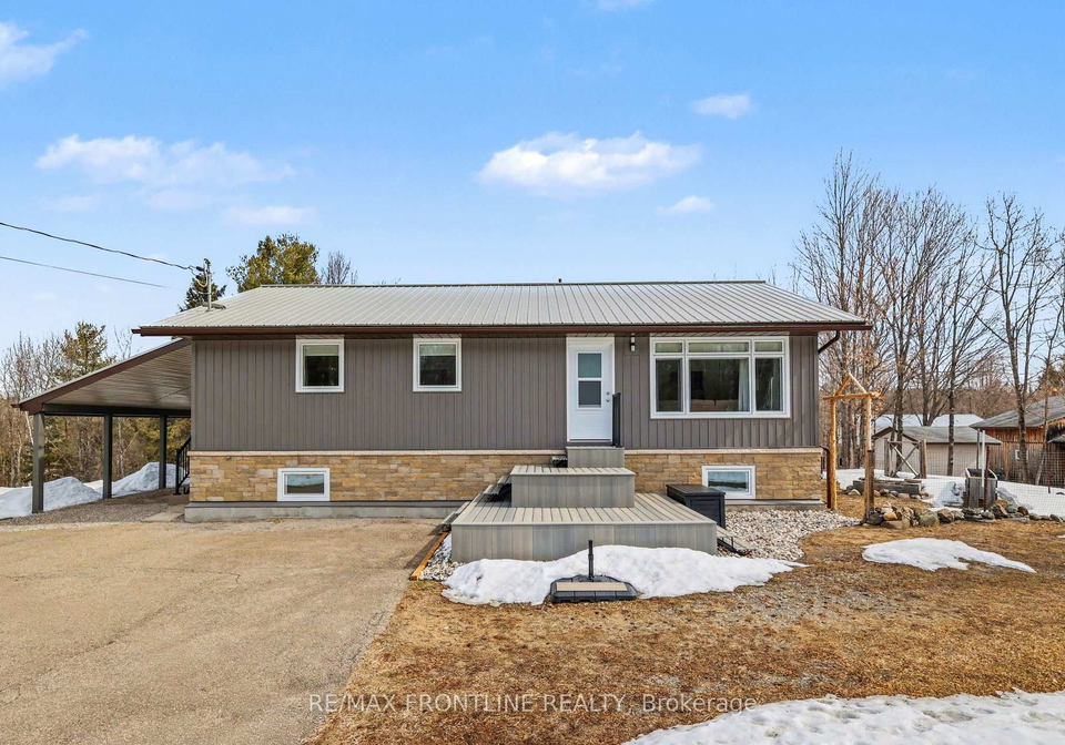 1026-french-line-road-lanark-highlands-ontario-x12943902