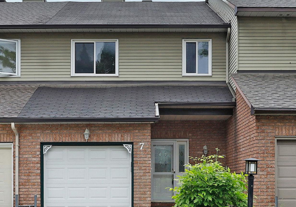 7-rueter-street-ottawa-ontario-x12944312
