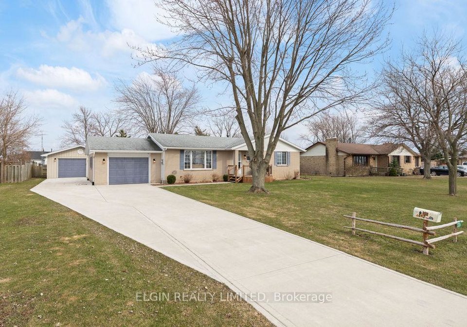 3134-queen-street-brooke-alvinston-ontario-x12944346