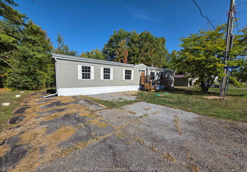 1013-seventh-lane-minden-hills-ontario-x12944644