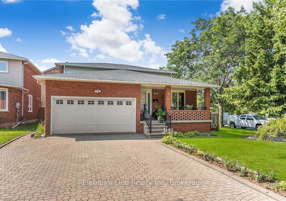 51-seaton-place-drive-hamilton-ontario-x12944658