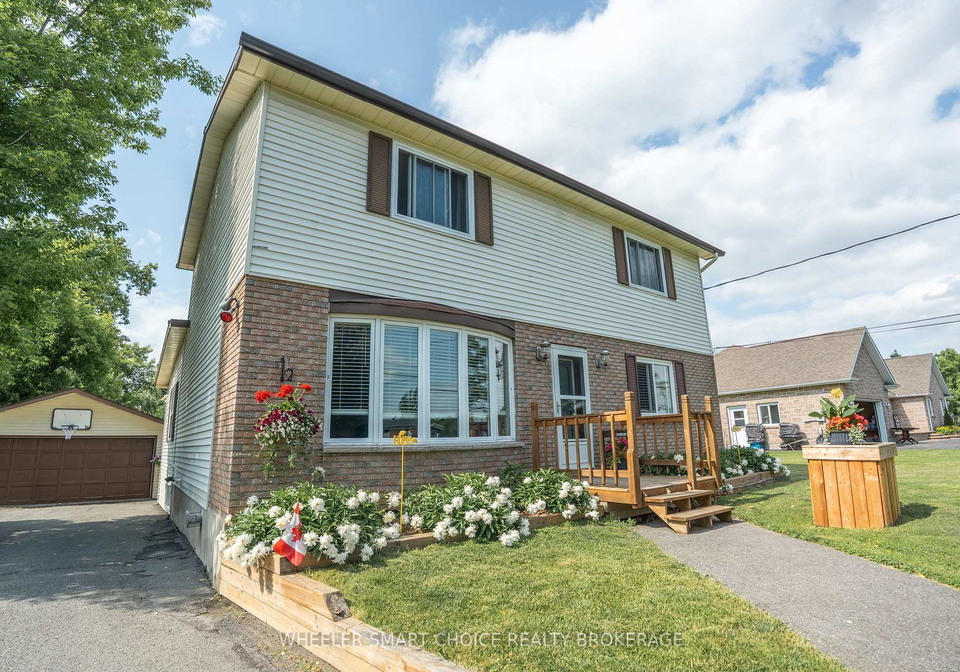 17407-county-road-18-south-stormont-ontario-x12944674