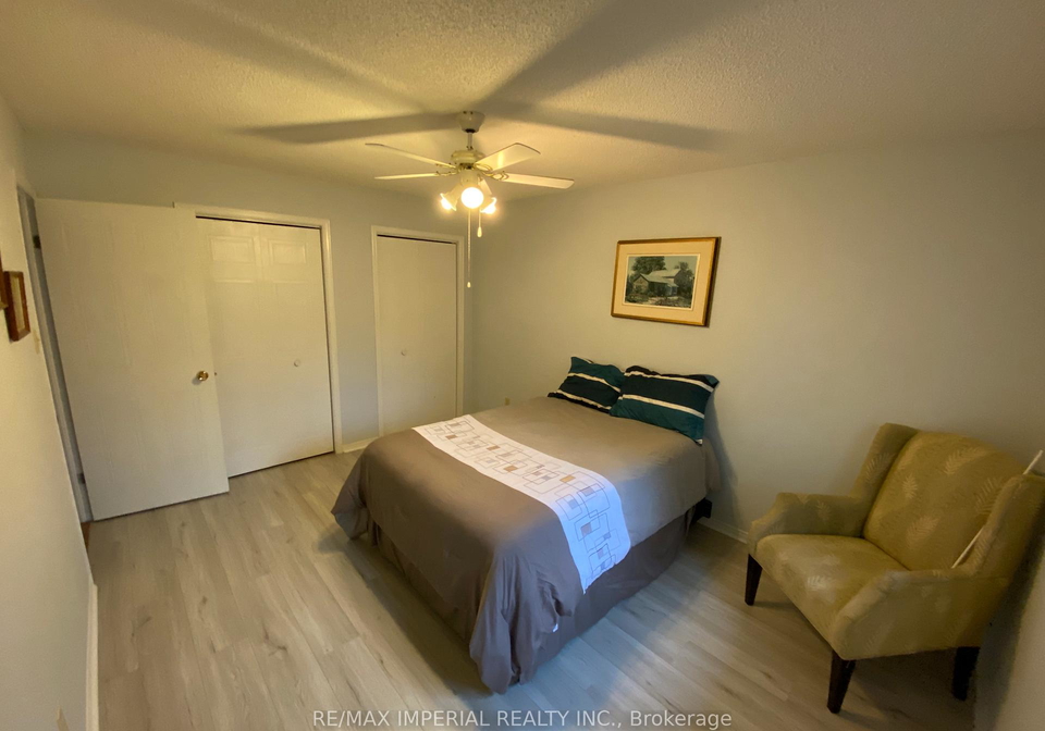 18-helen-street-kawartha-lakes-ontario-x12944892