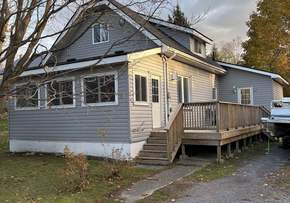 23-colbourne-street-w-selwyn-ontario-x12945054
