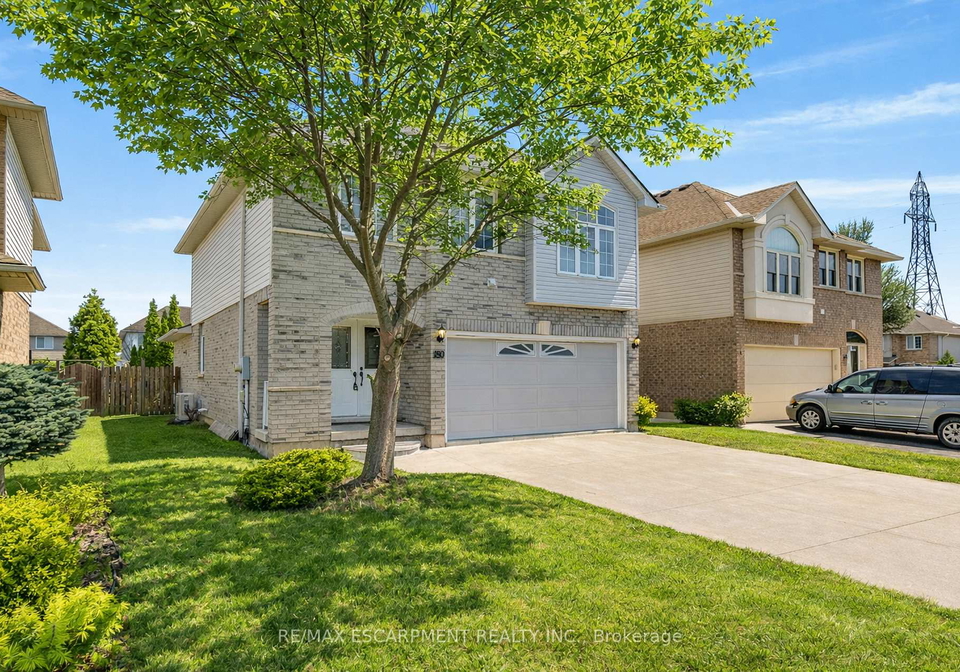 180-fano-drive-hamilton-ontario-x12945094