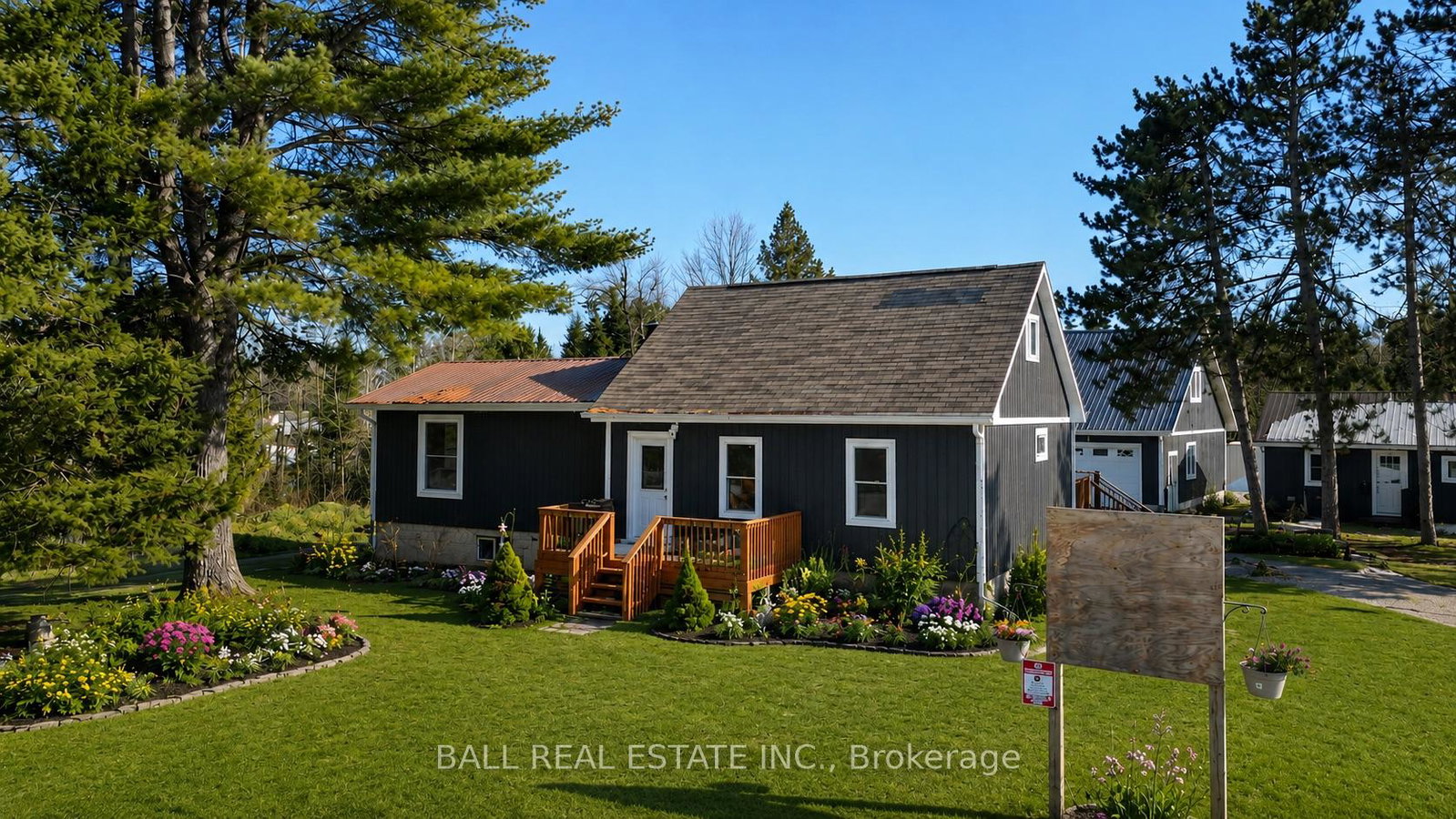 1903-county-road-north-kawartha-ontario-x12945128