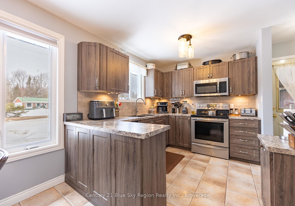 229-lindquist-line-powassan-ontario-x12945250