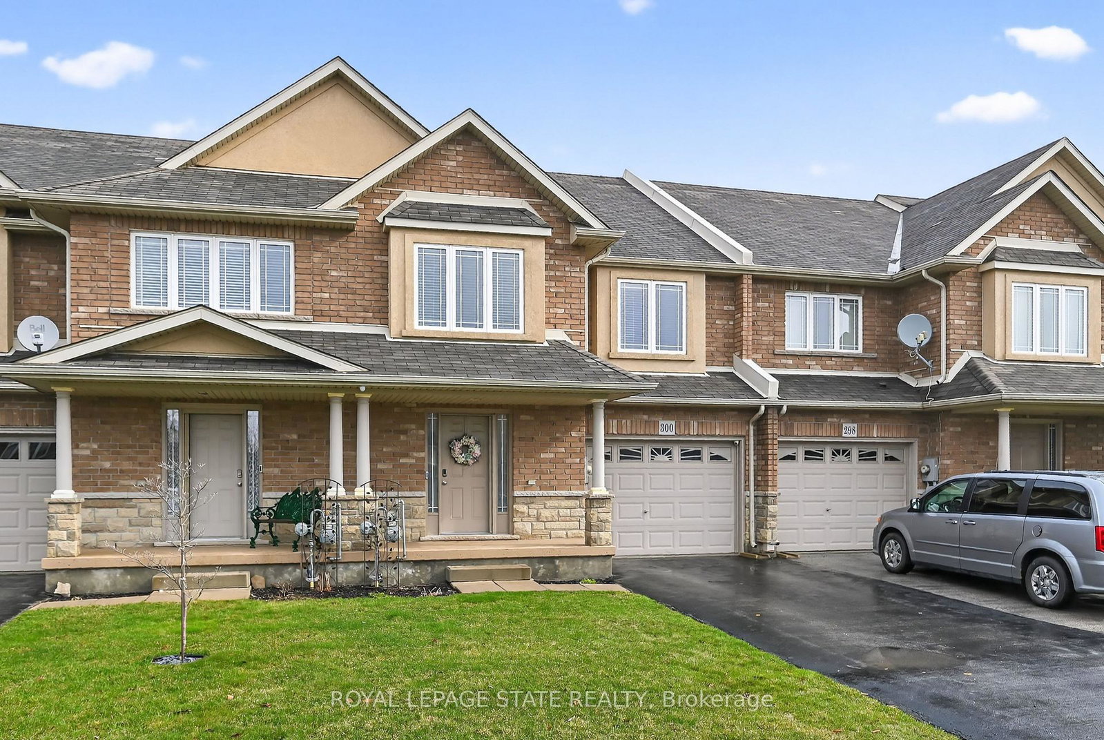 300-pinehill-drive-hamilton-ontario-x12945452