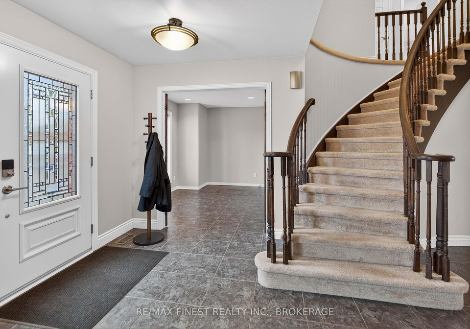 34-loradean-crescent-kingston-ontario-x12945516