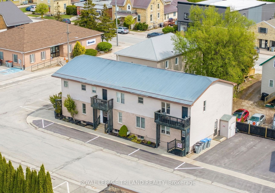 15-victoria-lane-bluewater-ontario-x12945598