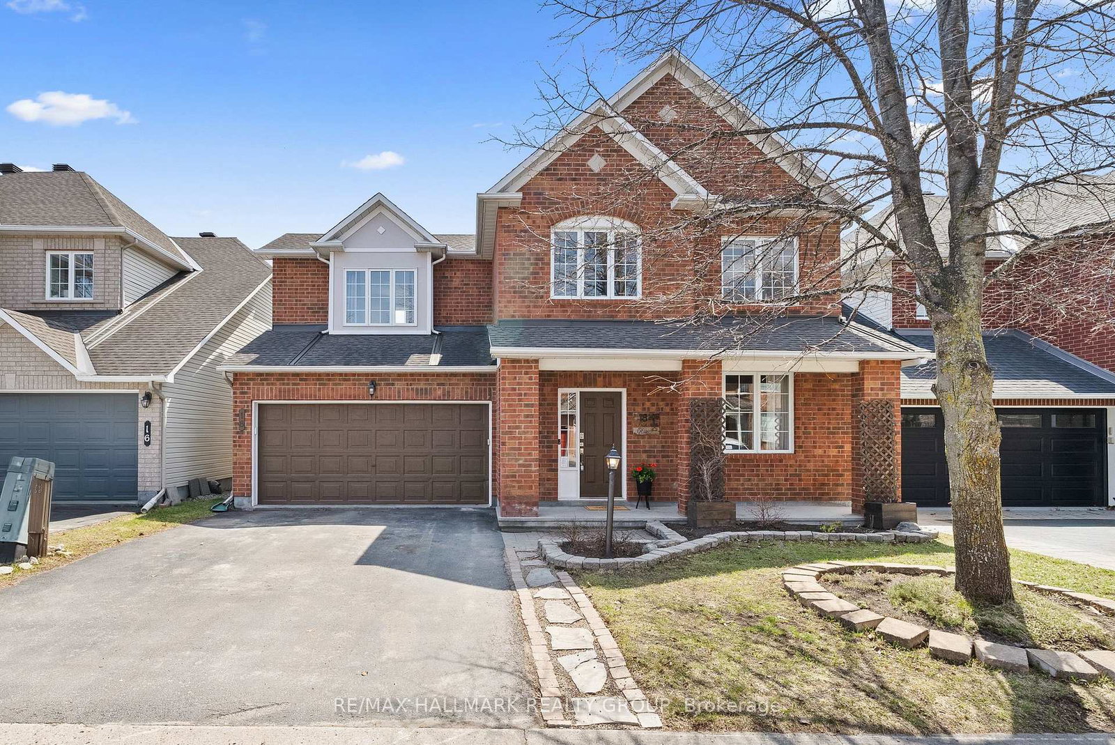 18-irish-rose-crescent-ottawa-ontario-x12946148