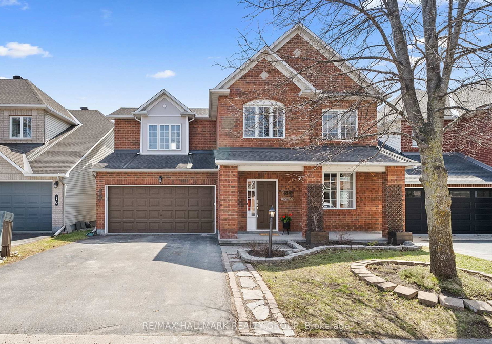 18-irish-rose-crescent-ottawa-ontario-x12946148