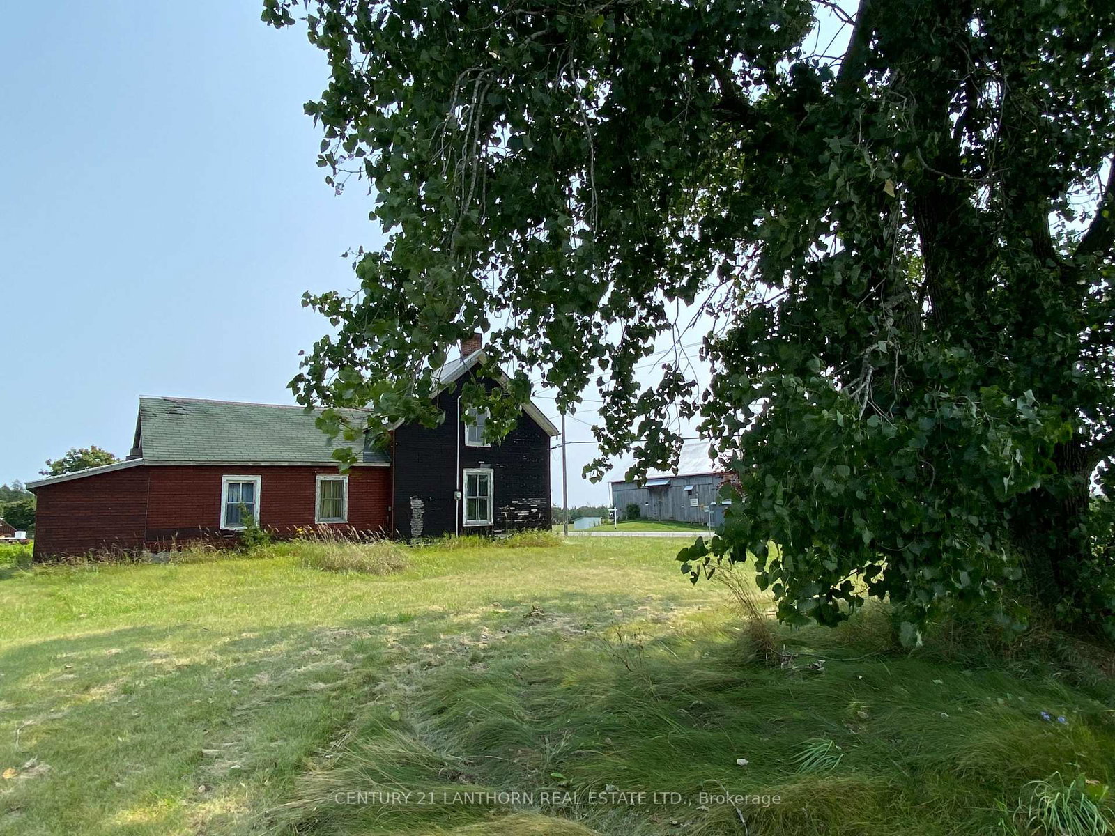 1677-county-8-road-prince-edward-county-ontario-x12946172