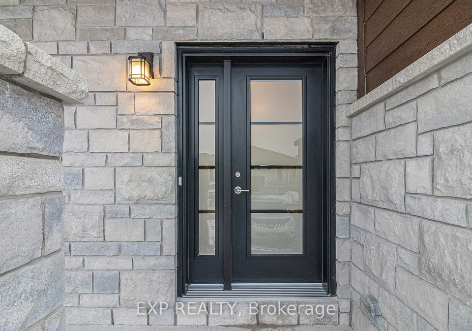919-chablis-crescent-russell-ontario-x12946348