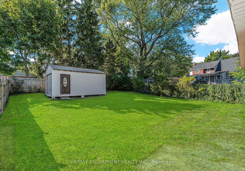 6122-mayfair-drive-niagara-falls-ontario-x12946772