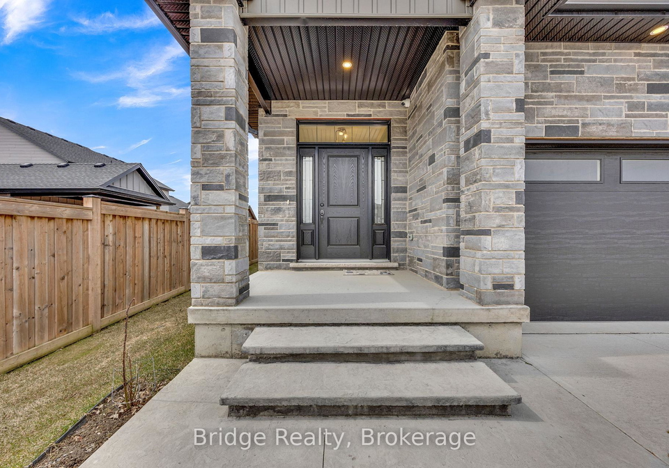 256-tamarack-boulevard-woodstock-ontario-x12946980
