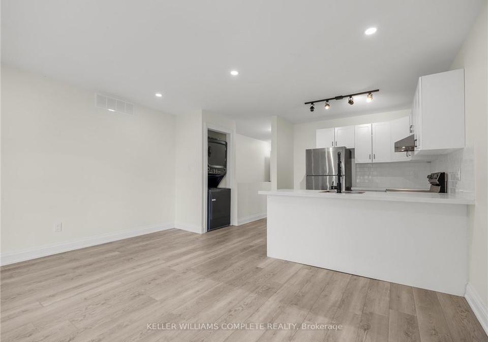 718-cannon-street-e-hamilton-ontario-x12947270