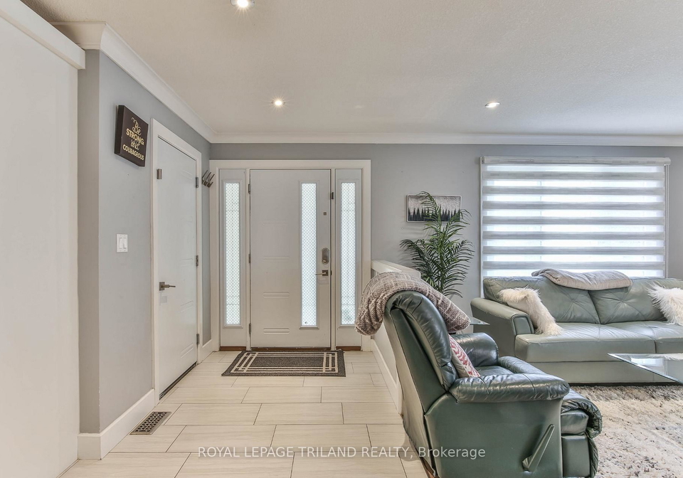 17-beechbank-crescent-london-south-ontario-x12947278