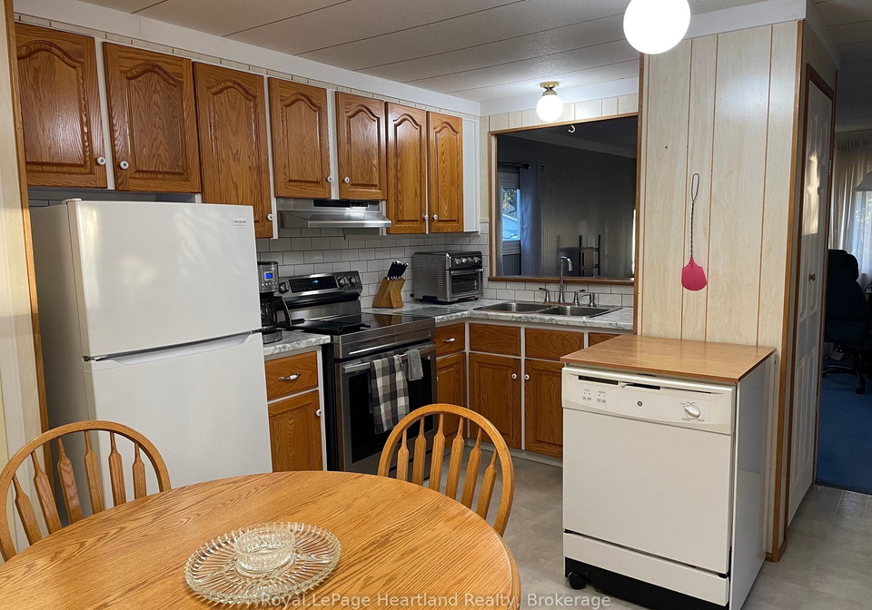36-sutton-drive-ashfield-colborne-wawanosh-ontario-x12947382