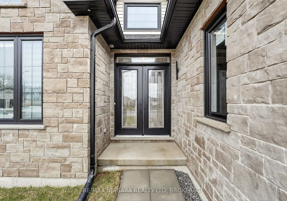 146-hetram-court-fort-erie-ontario-x12947414