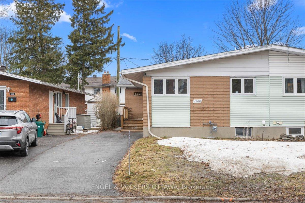 1332-henry-farm-drive-ottawa-ontario-x12947686