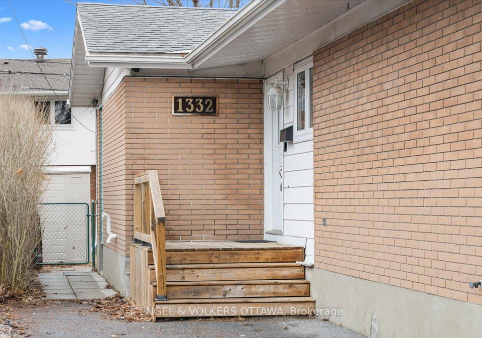 1332-henry-farm-drive-ottawa-ontario-x12947686
