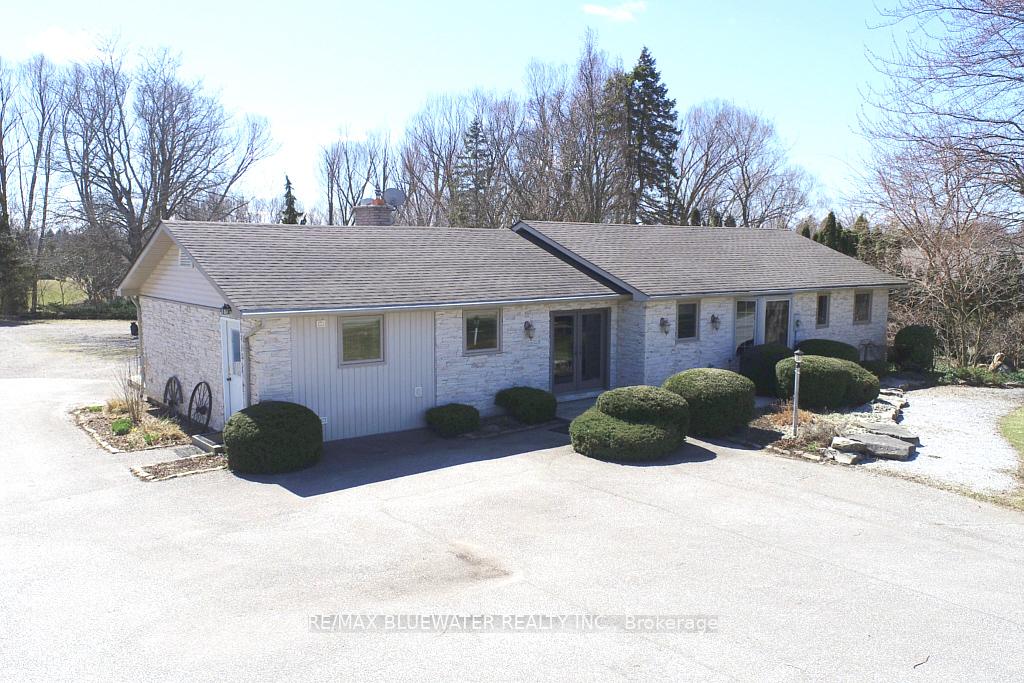 279-main-street-lambton-shores-ontario-x12947814