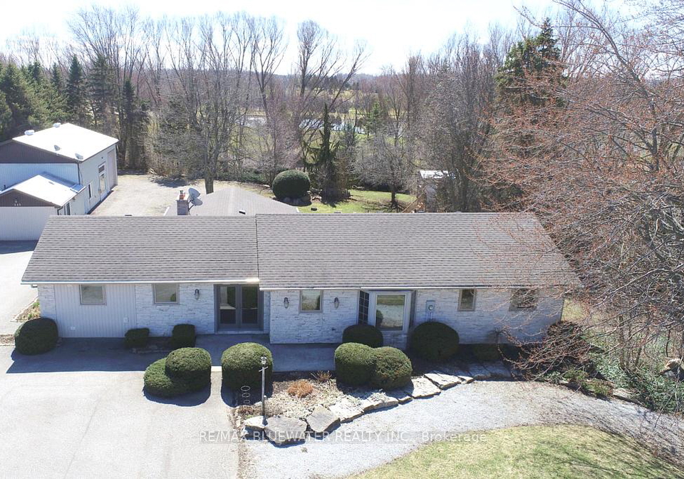 279-main-street-lambton-shores-ontario-x12947814